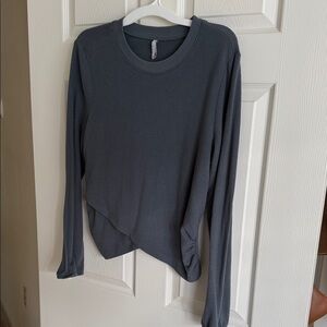 Women's blue Long Sleeve Top